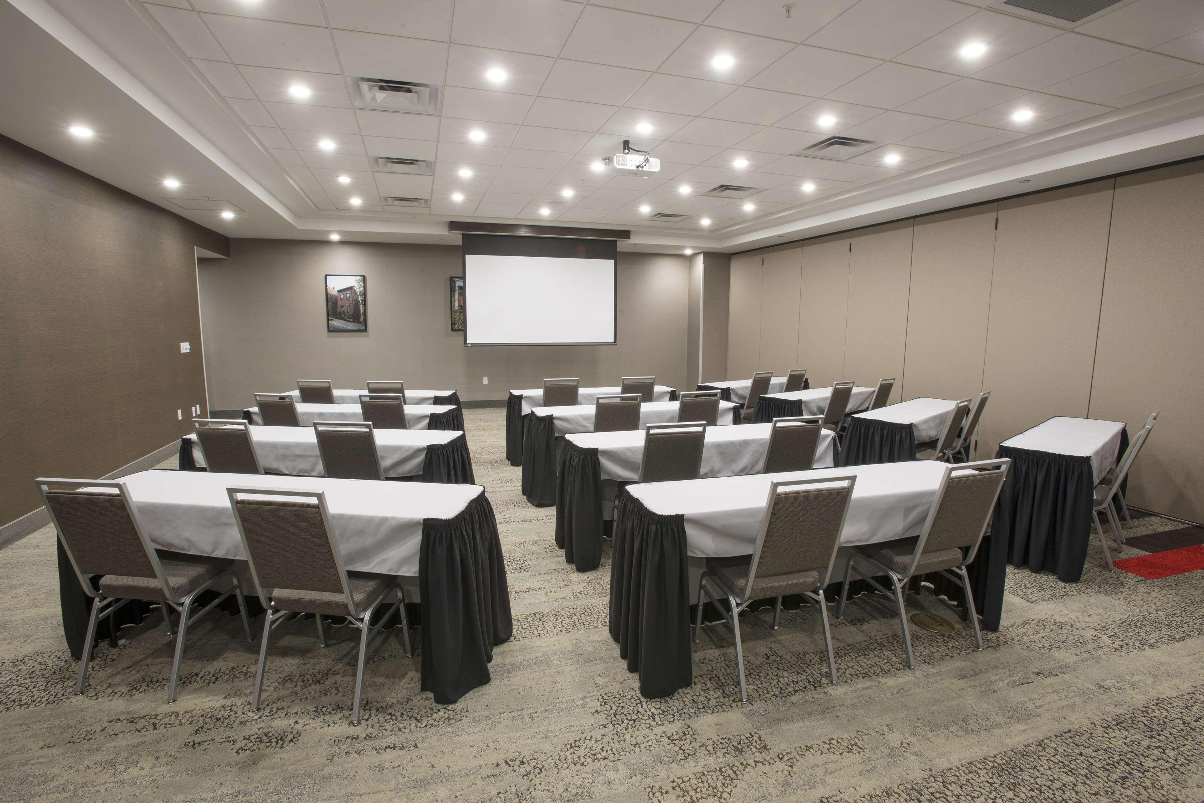 Hampton Inn & Suites - Cincinnati/Kenwood, Oh Silverton Bagian luar foto