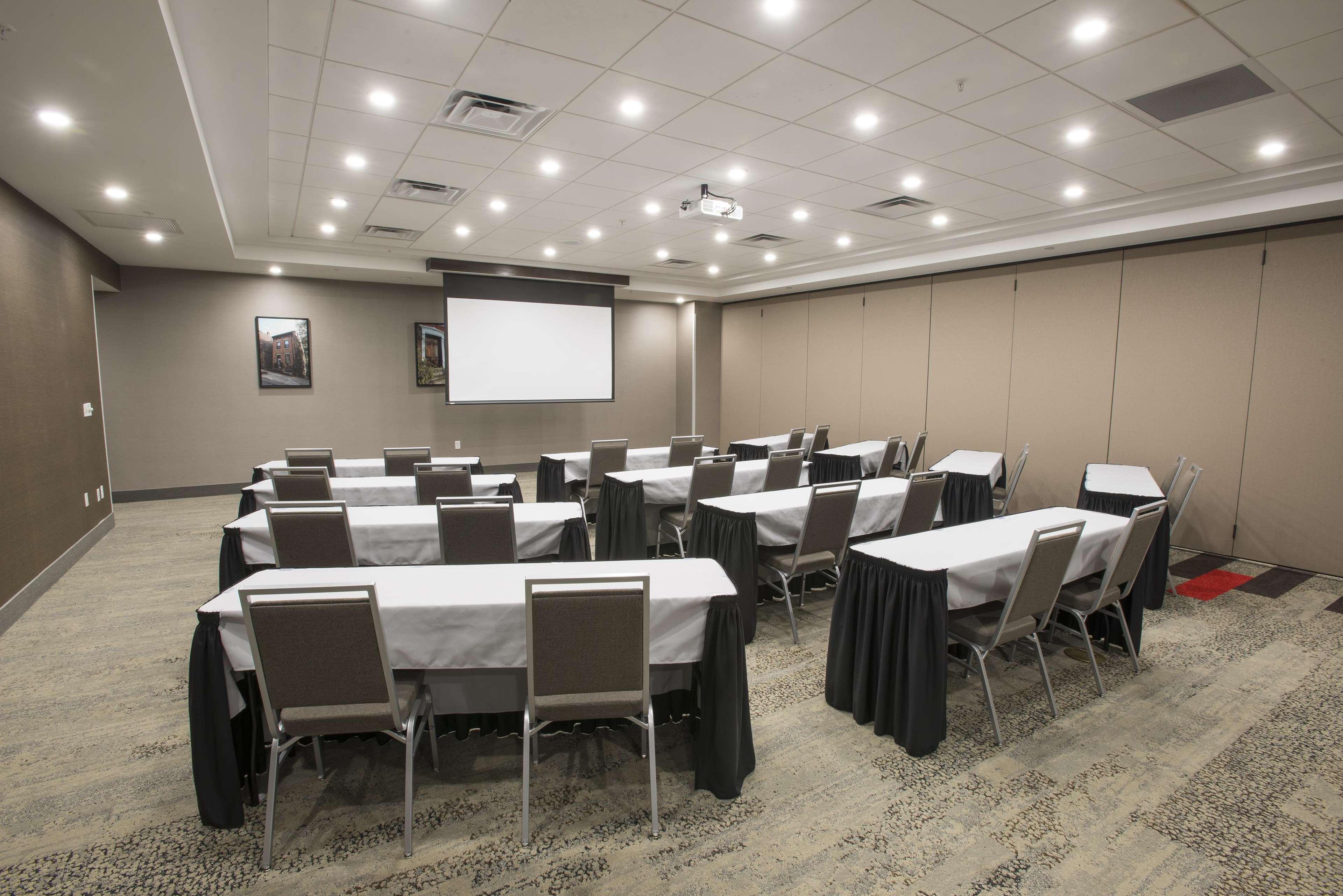 Hampton Inn & Suites - Cincinnati/Kenwood, Oh Silverton Bagian luar foto