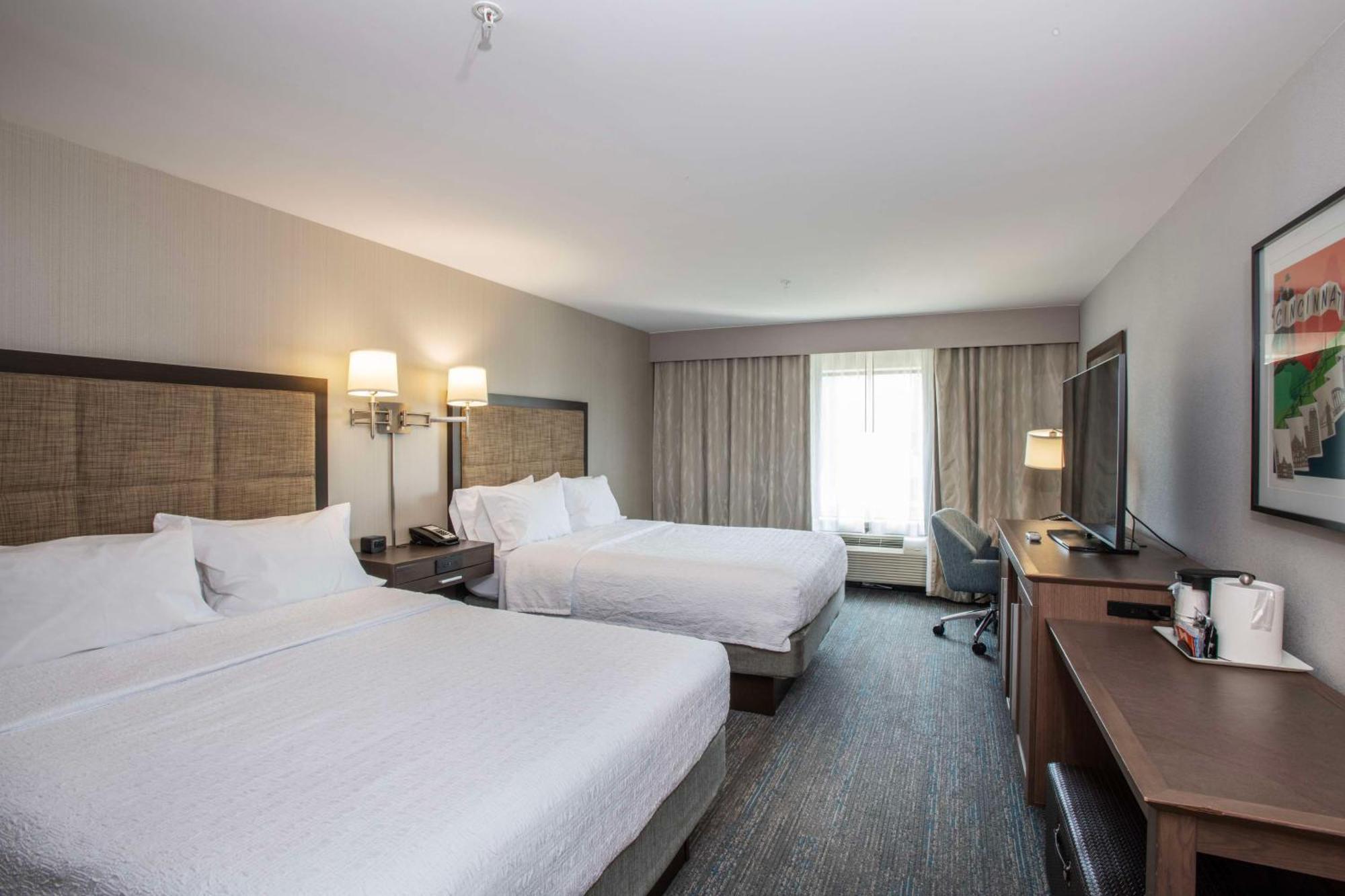 Hampton Inn & Suites - Cincinnati/Kenwood, Oh Silverton Bagian luar foto