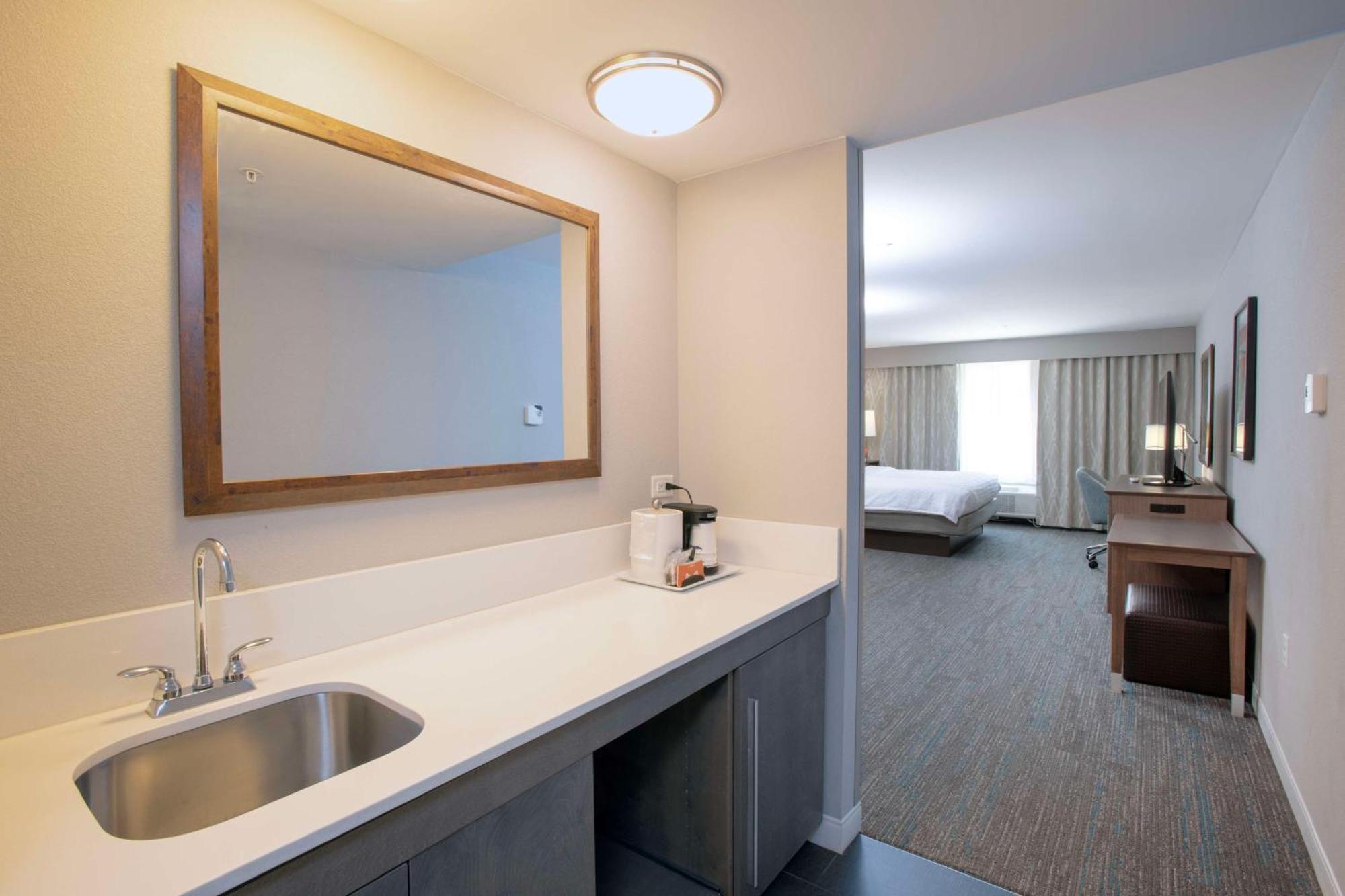 Hampton Inn & Suites - Cincinnati/Kenwood, Oh Silverton Bagian luar foto