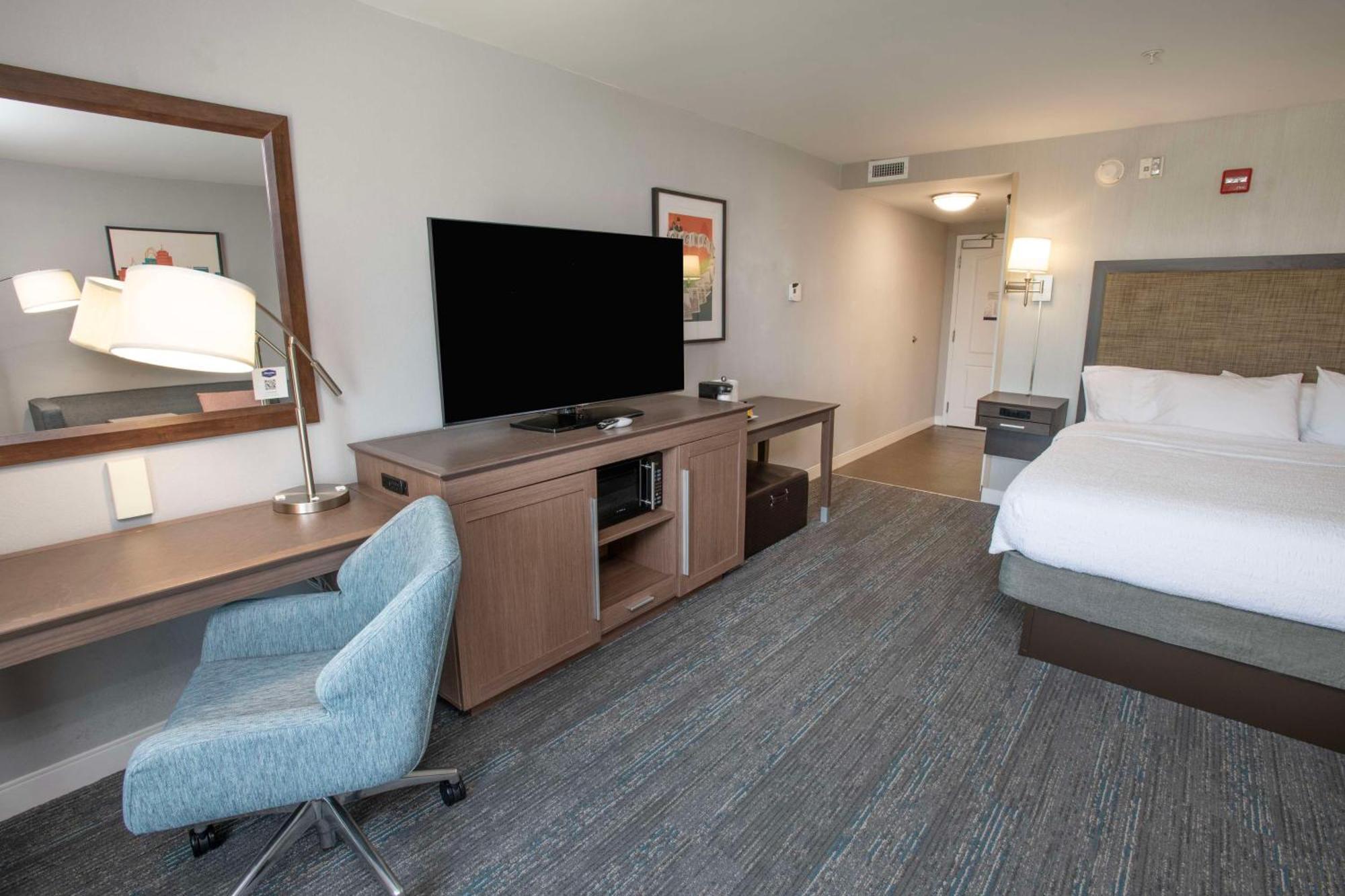 Hampton Inn & Suites - Cincinnati/Kenwood, Oh Silverton Bagian luar foto