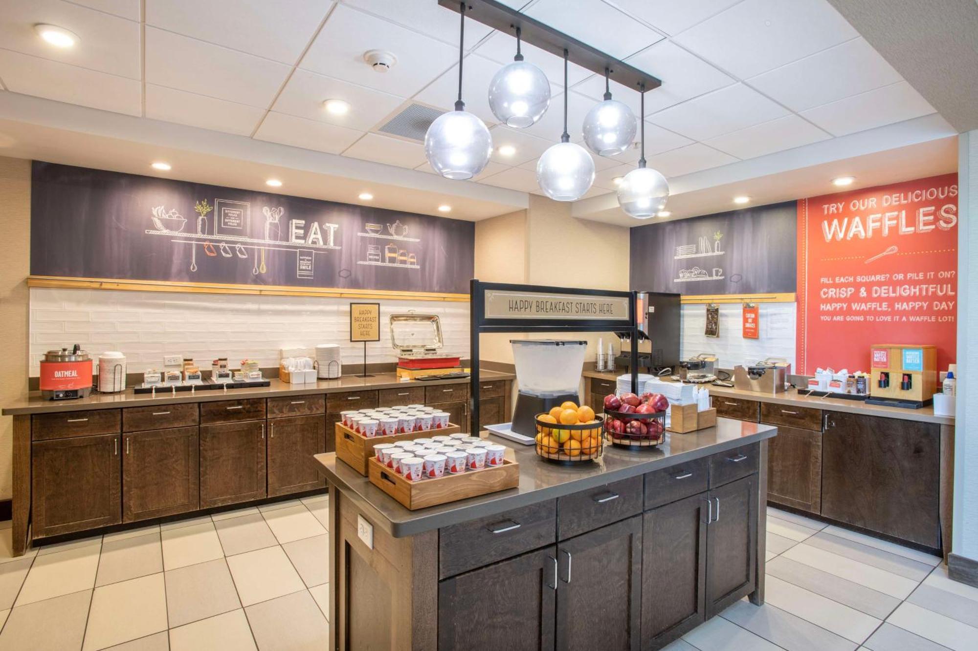 Hampton Inn & Suites - Cincinnati/Kenwood, Oh Silverton Bagian luar foto